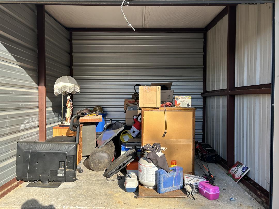 Storage Unit Auction in West Conway, AR at Midgard Self Storage Conway ends on 17th November